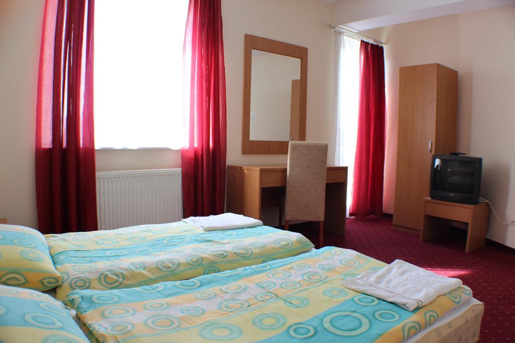 Hotel Menthol Budapest Chambre photo