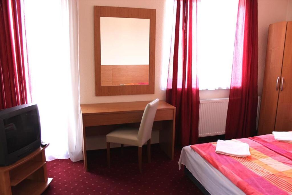 Hotel Menthol Budapest Chambre photo